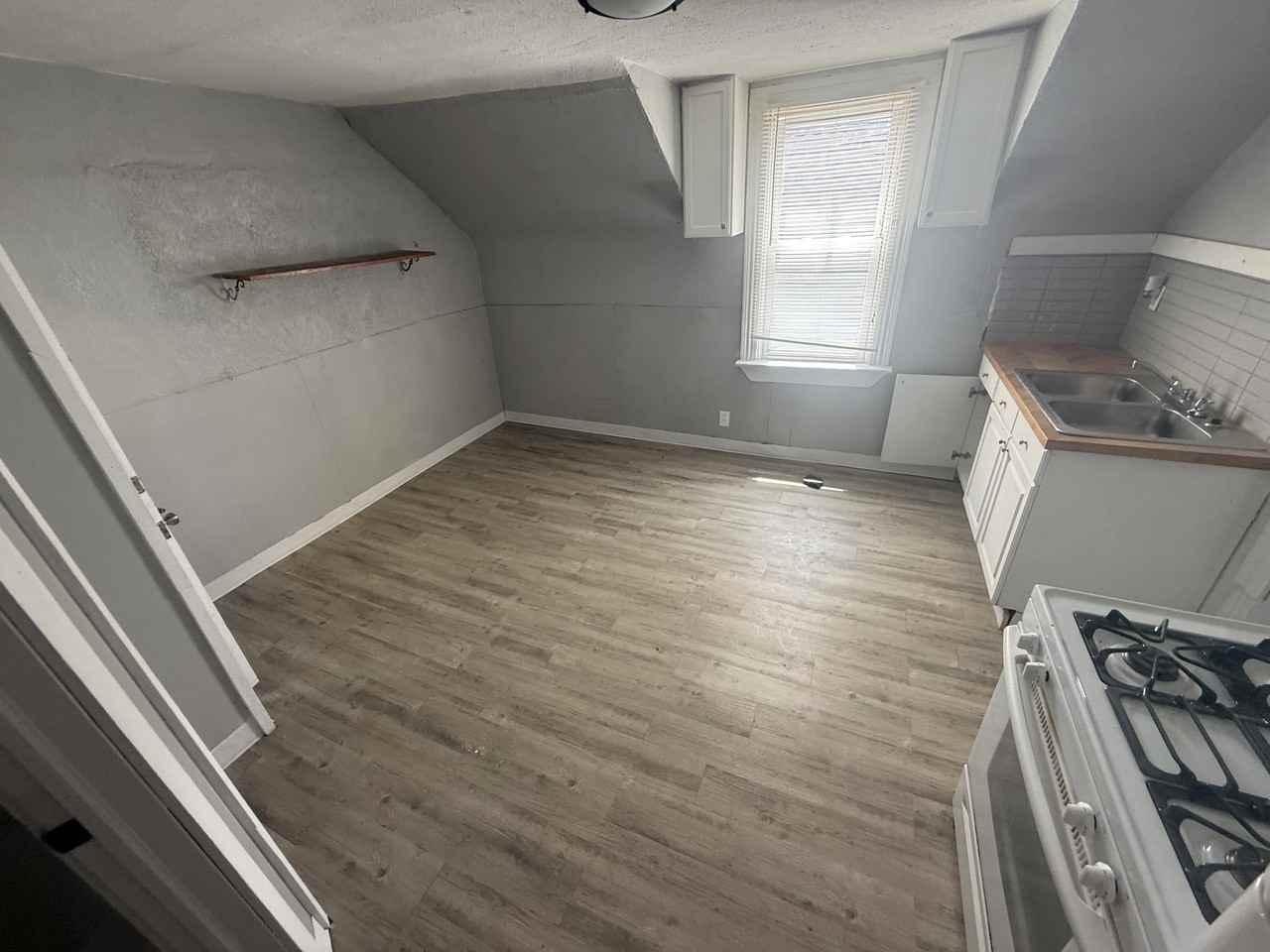 4067 E 57th St - Photo 2 of 15