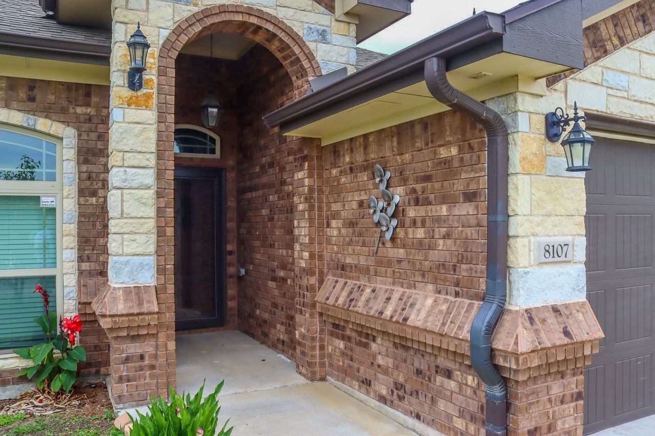8107 Preston Hollow Dr #1 - Photo 5 of 44