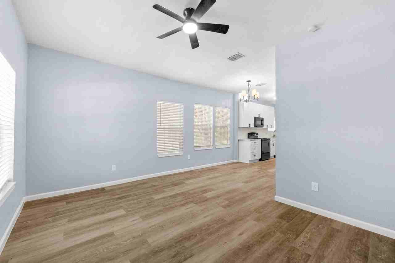 523 Bailey Ave #1 - Photo 2 of 11