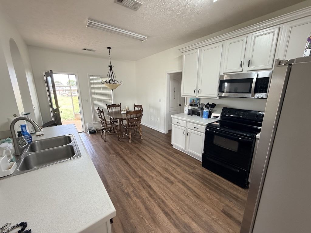 1969 Calumet Pkwy #1 - Photo 7 of 23