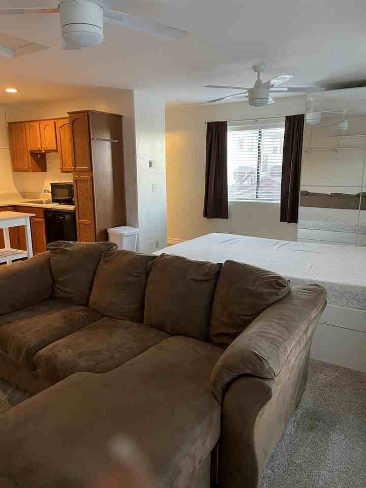 1519 E Payton Way #1 - Photo 4 of 10