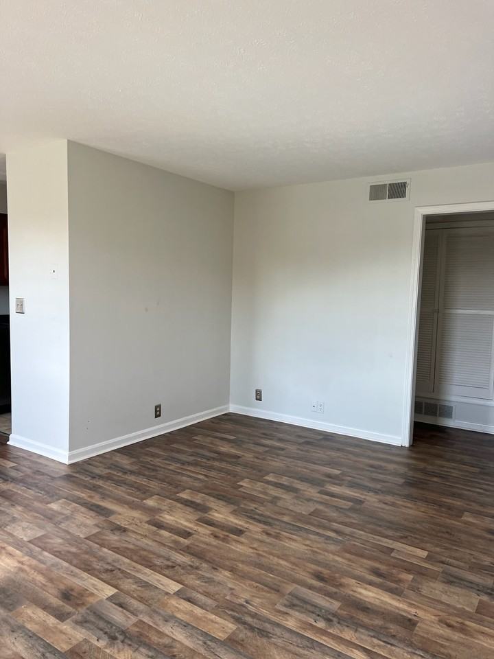 9345 Taylorsville RoadSuite 17 #1 - Photo 4 of 11