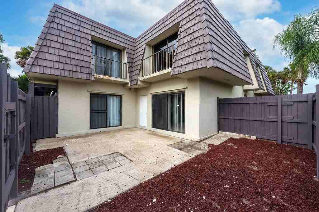 1773 N Congress Ave #1 - Photo 4 of 30