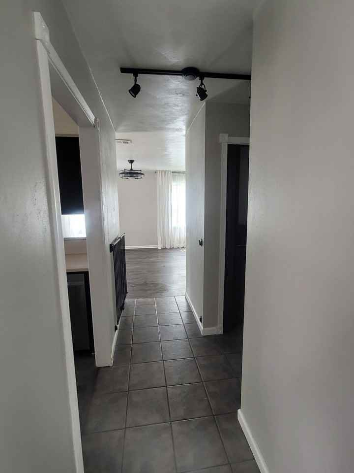 1792 Moonstone Dr #1 - Photo 4 of 33