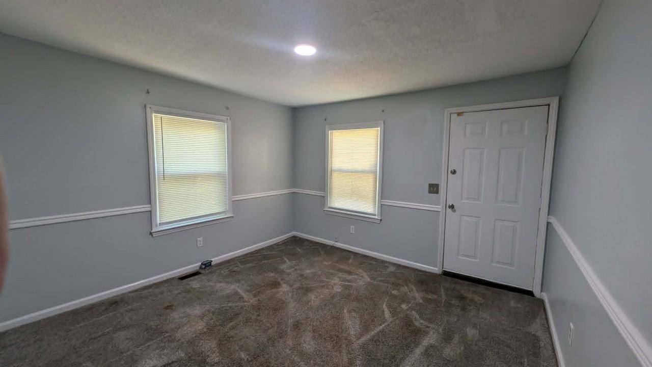 328 Cummings St #1 - Photo 6 of 13