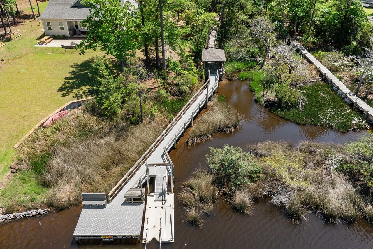 103 Blue Heron Cir #1 - Photo 3 of 37