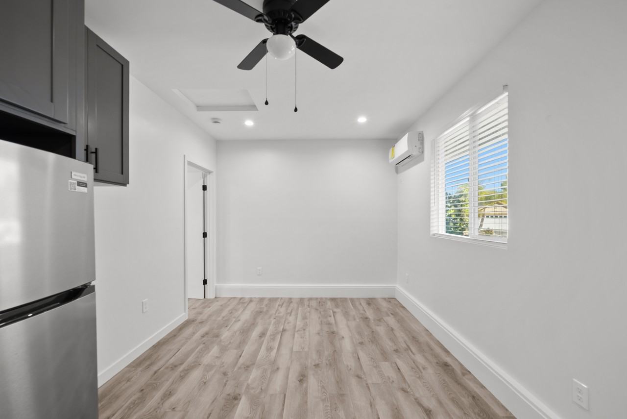 27477 Pamplico DriveUnit 1/2 #1 - Photo 4 of 14