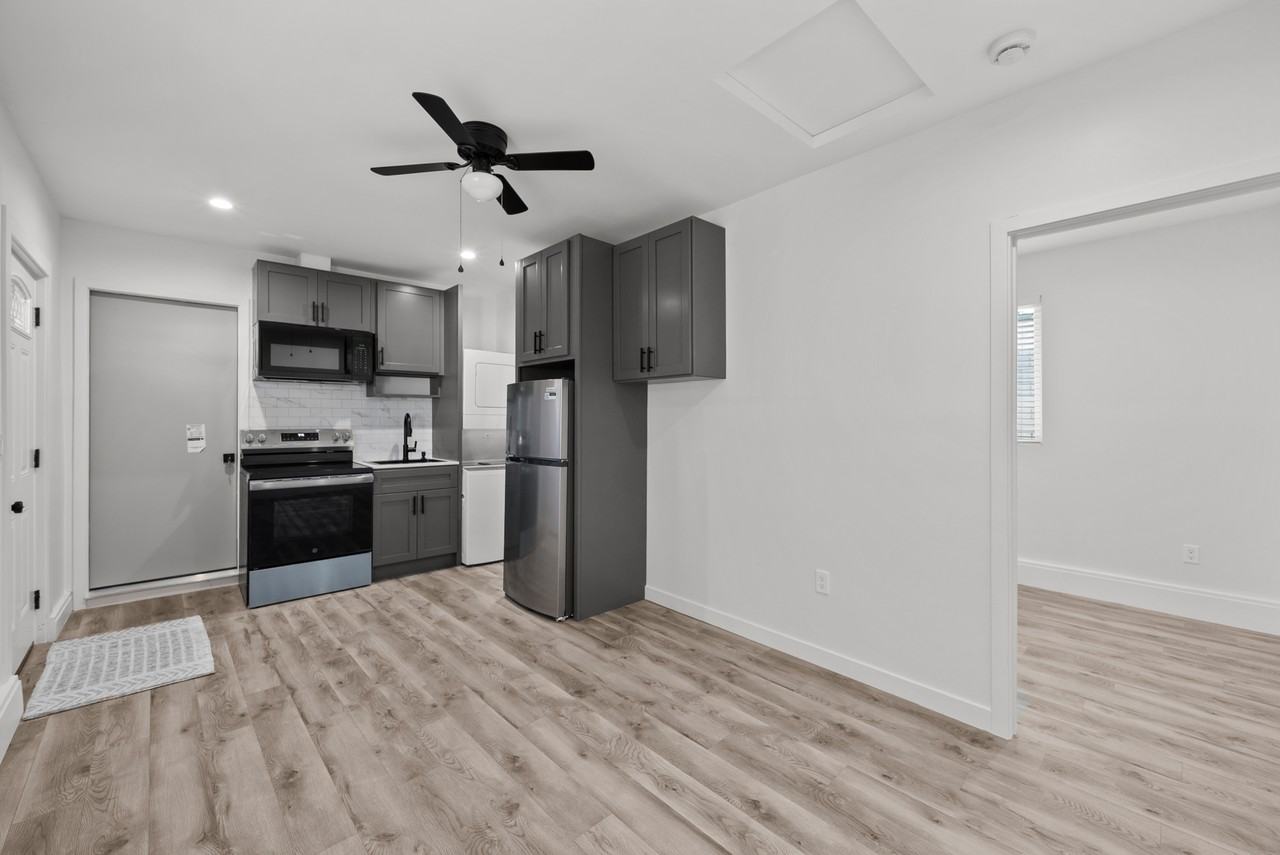 27477 Pamplico DriveUnit 1/2 #1 - Photo 5 of 14