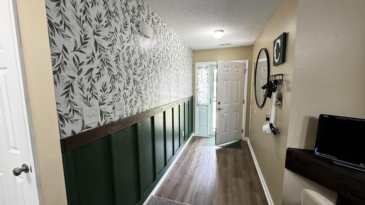 95 Pollard Dr #1 - Photo 2 of 18