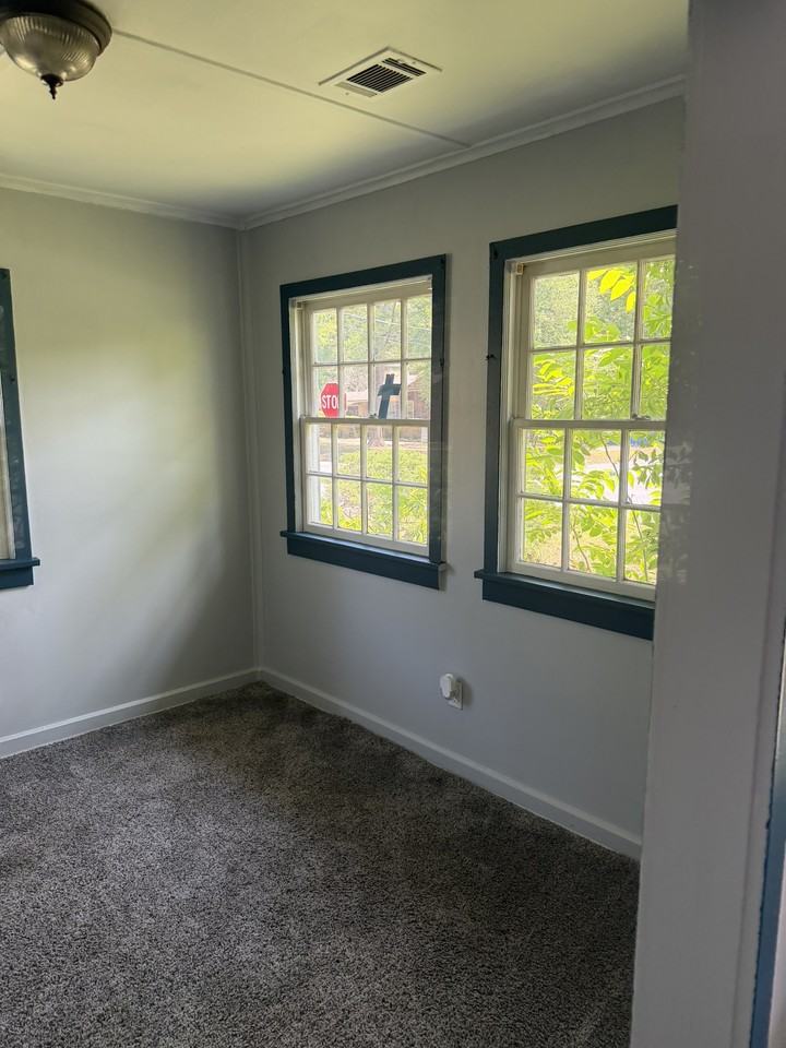 3500 S Poplar St #1 - Photo 6 of 29