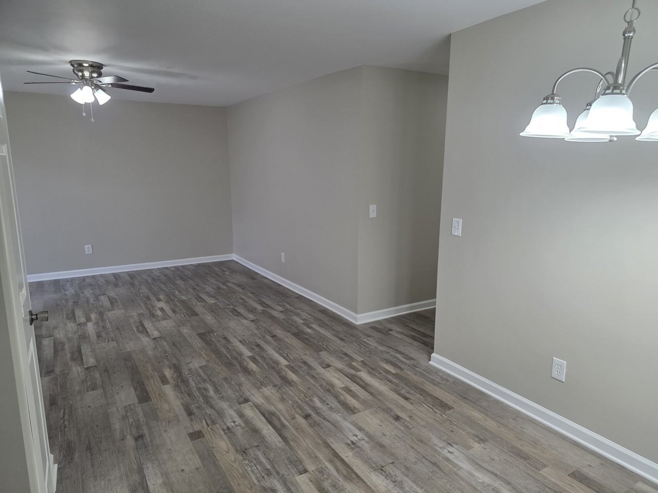 4434 Bonnell Dr Nw #B - Photo 4 of 13