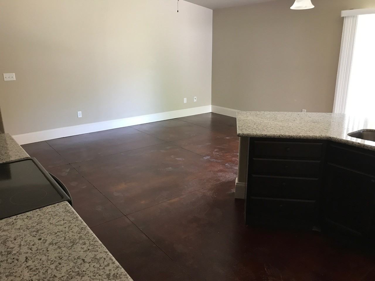 540 N Doris St #1 - Photo 4 of 14