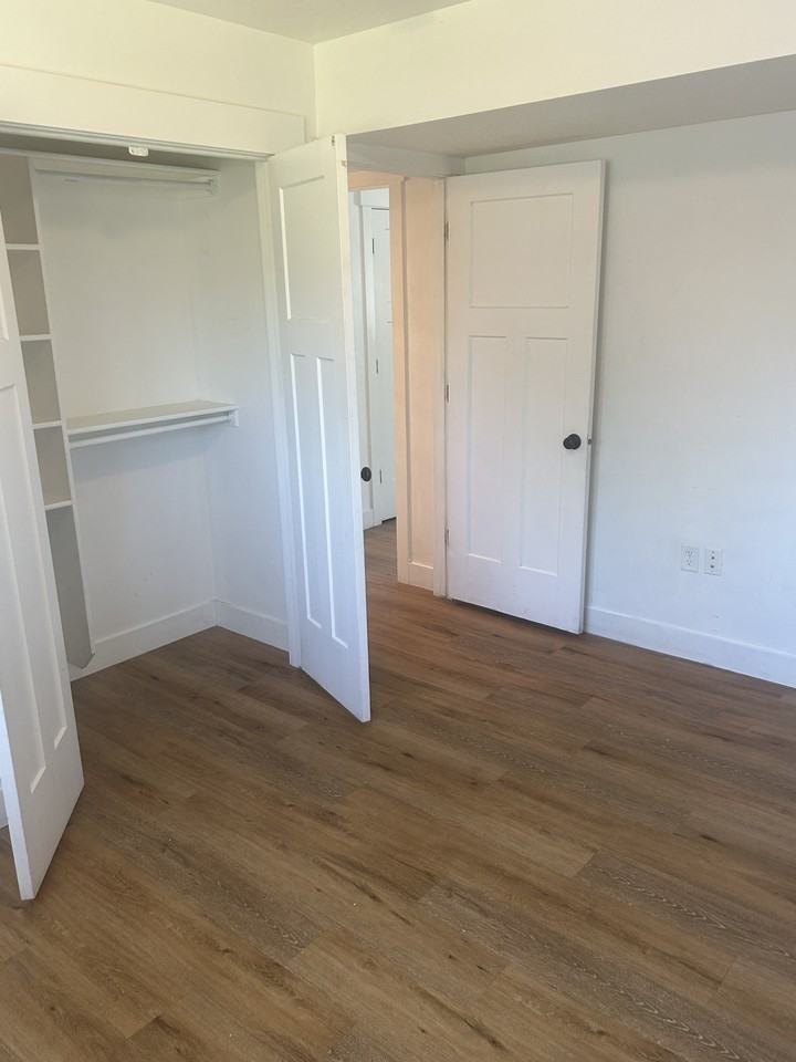 1063 N 100 W #1 - Photo 6 of 8