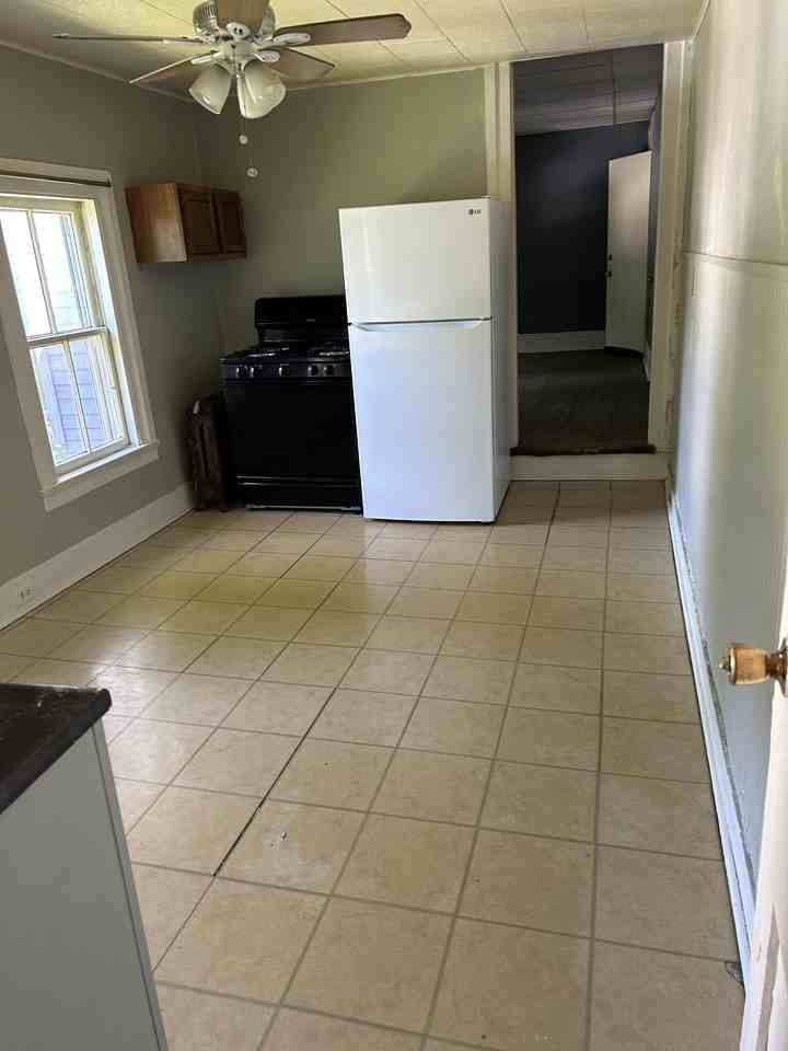 3212 East Avenue - 4 #4 - Photo 3 of 10