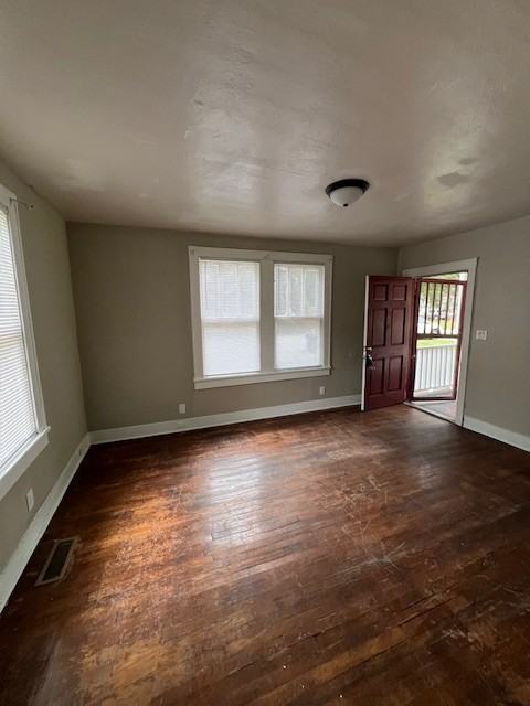 4021 Gary Dr #1 - Photo 5 of 22