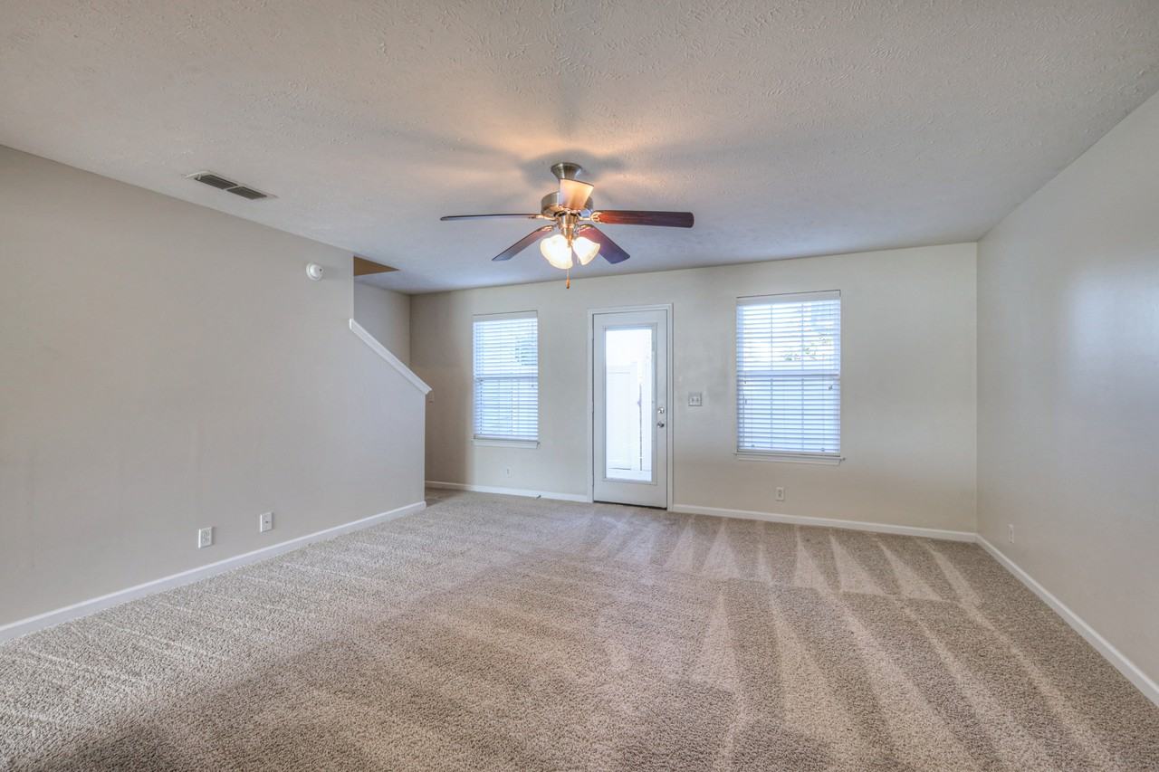 4325 Aurora Cir #1 - Photo 2 of 25
