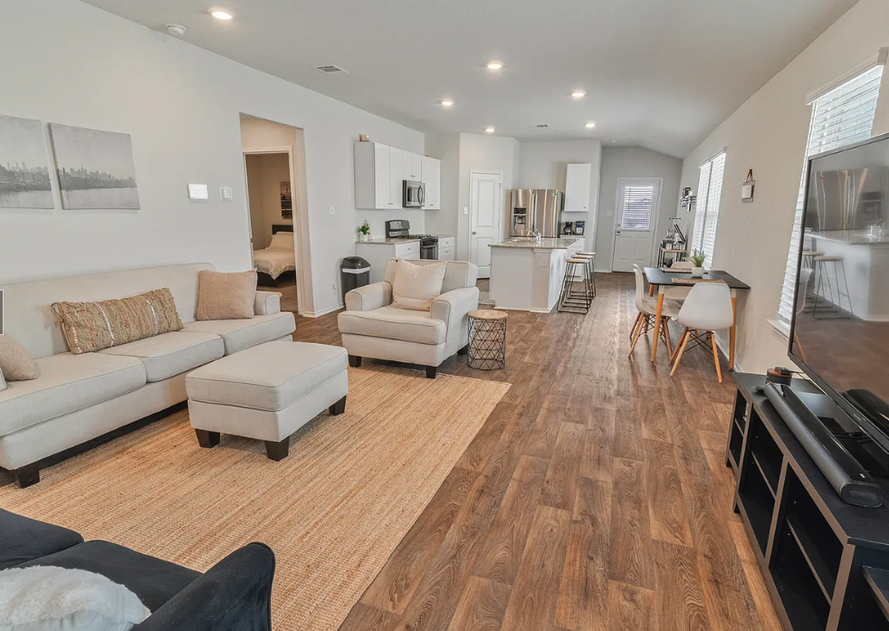 10518 Egremont #1 - Photo 2 of 9