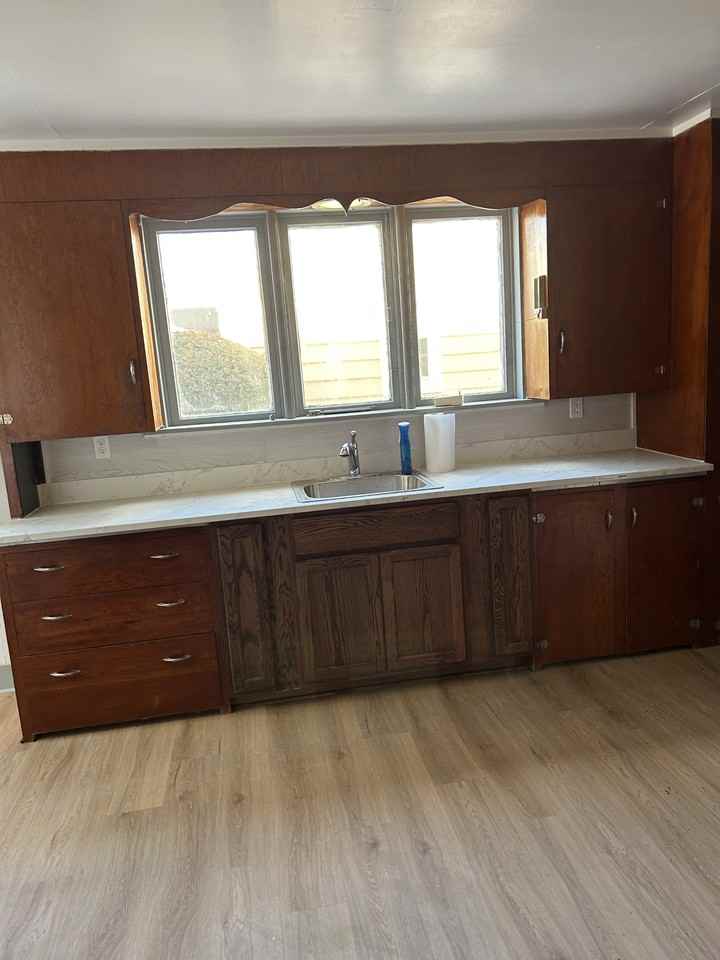 85 N Center St #1 - Photo 2 of 10