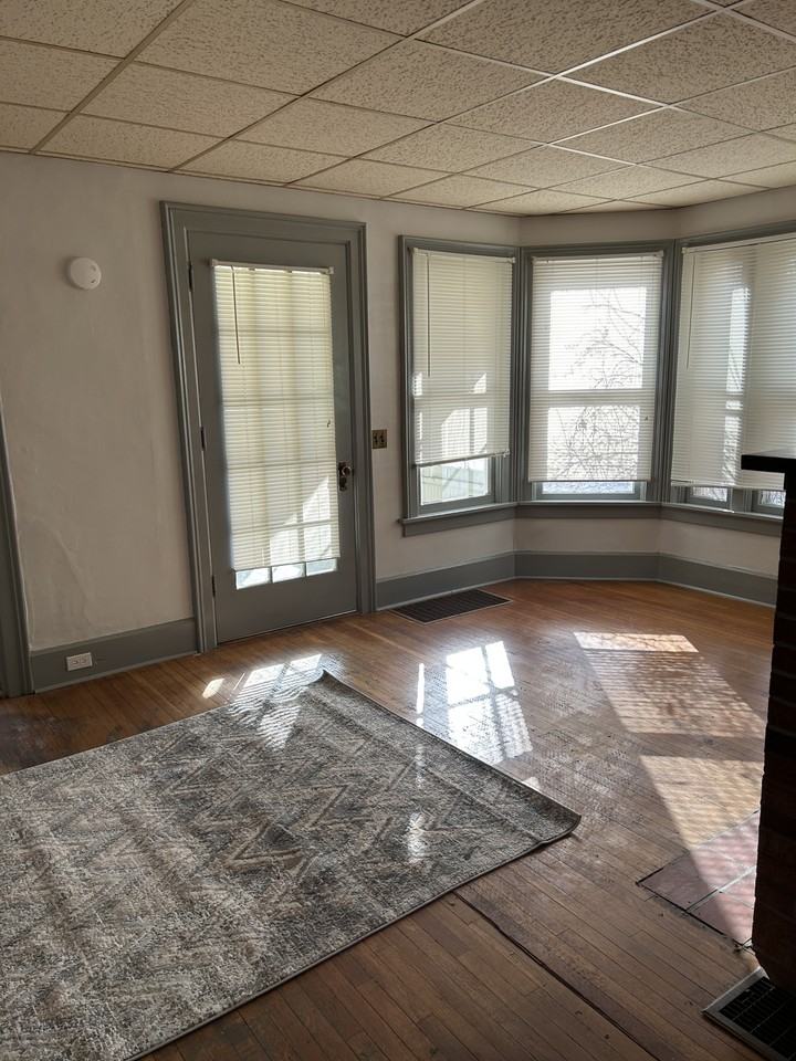 85 N Center St #1 - Photo 6 of 10