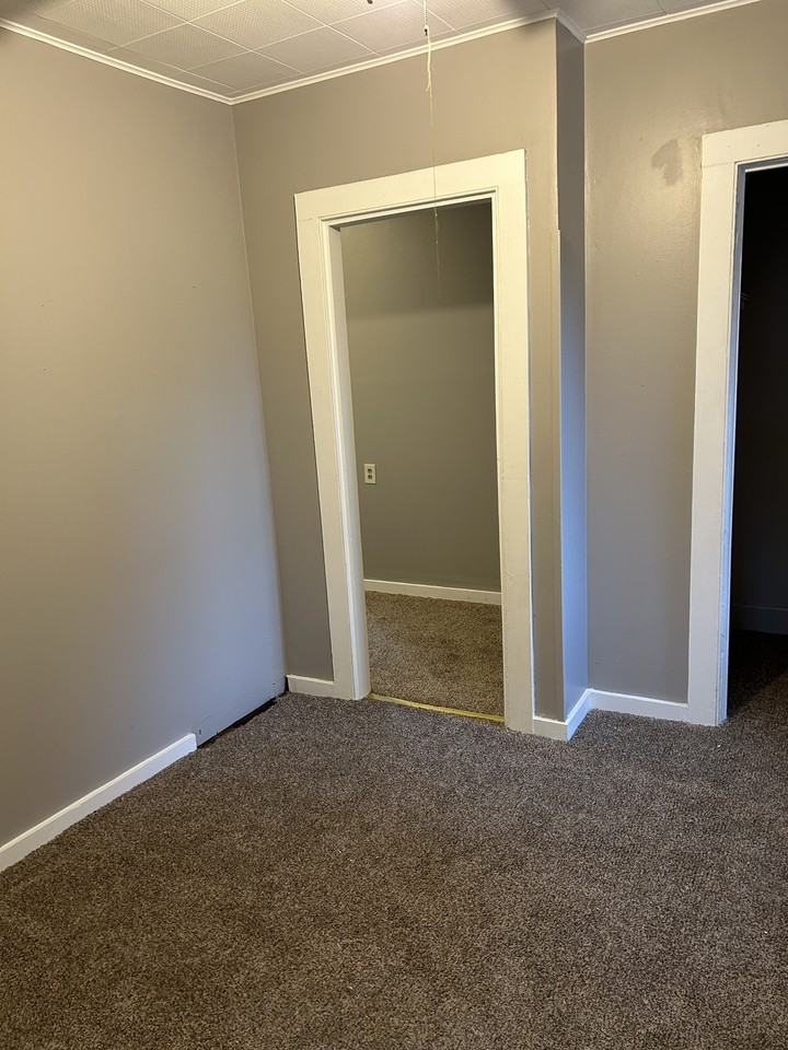 8 Clark St #8 - Photo 2 of 10