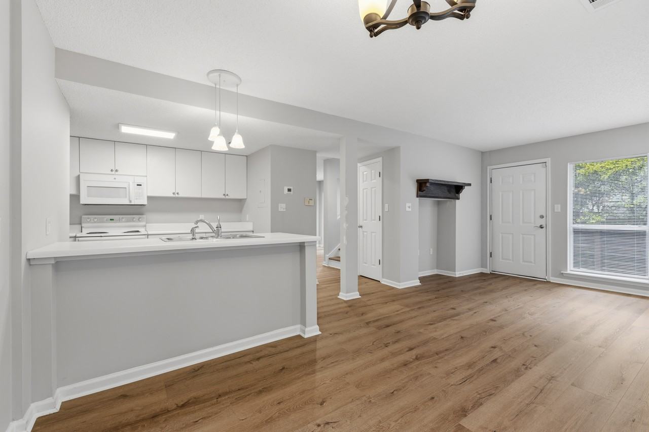 379 Butternut Dr #NA - Photo 5 of 18