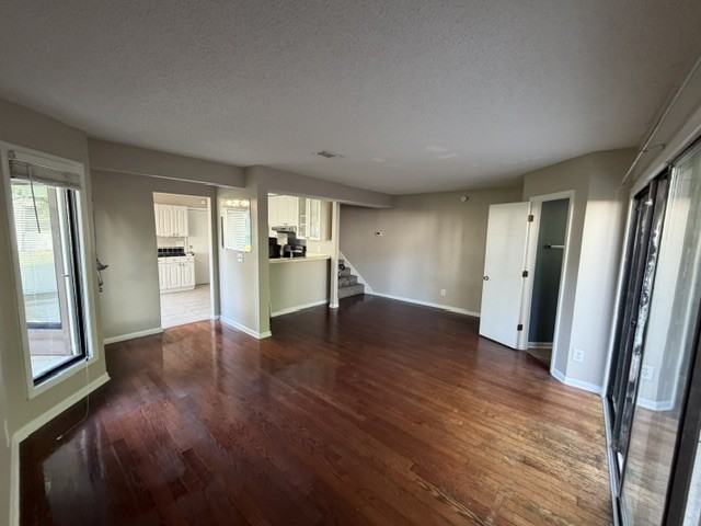 8640 Roanoke Dr #1 - Photo 4 of 20