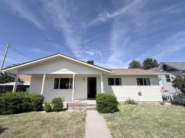 featured image of 418 Main St #1