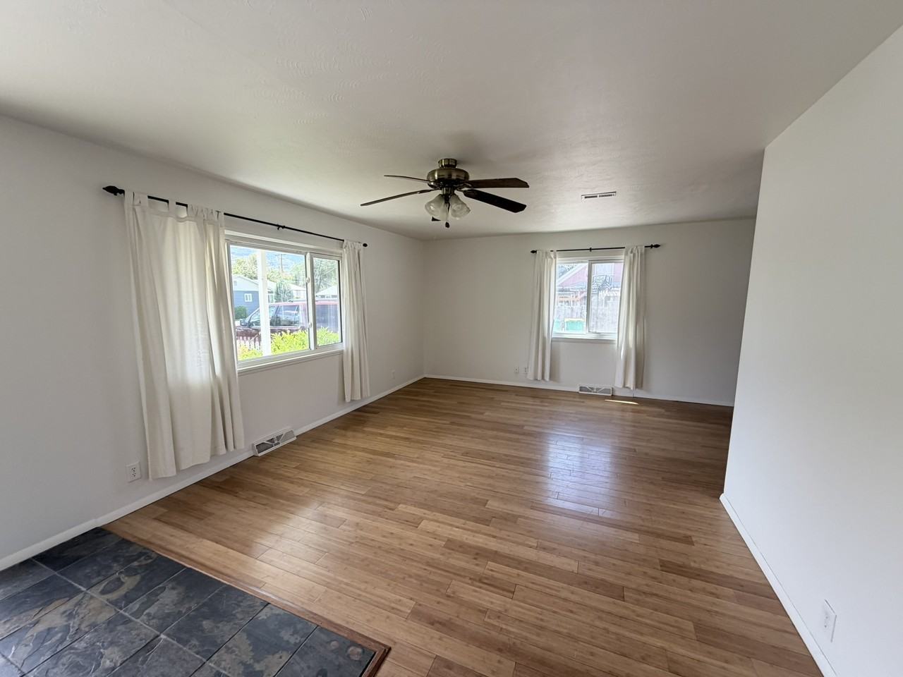 418 Main St #1 - Photo 3 of 27