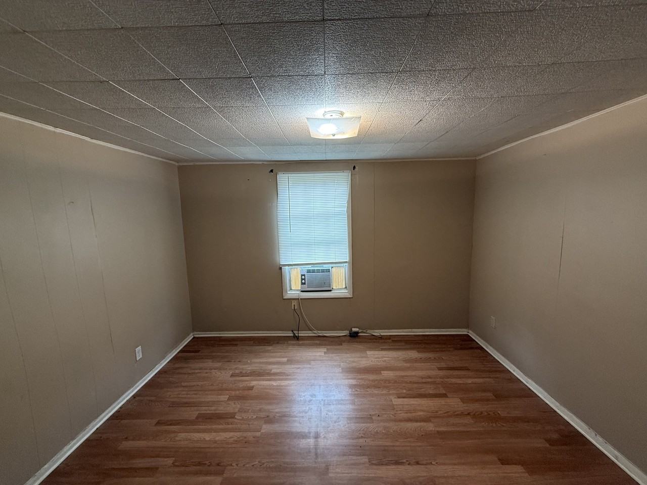 720 1/2 N Texas St #1 - Photo 2 of 5