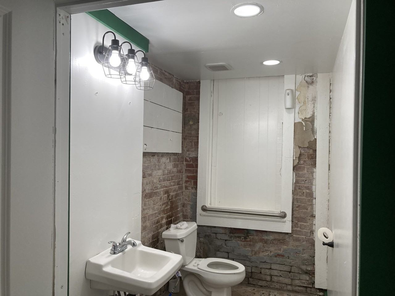 617 Main St #621 - Photo 7 of 12