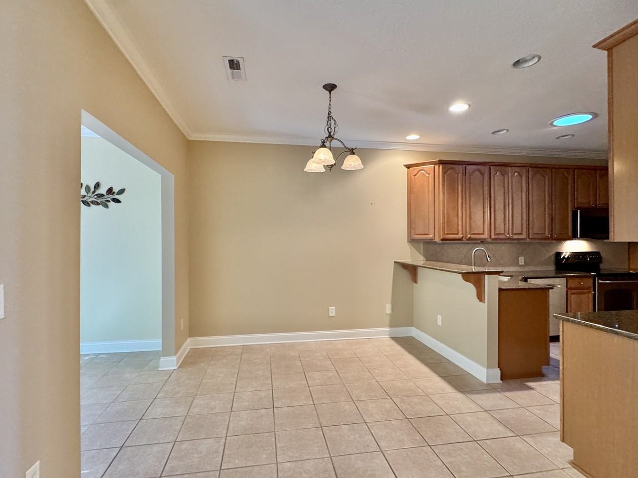 106 Chota Landing Dr #1 - Photo 5 of 36