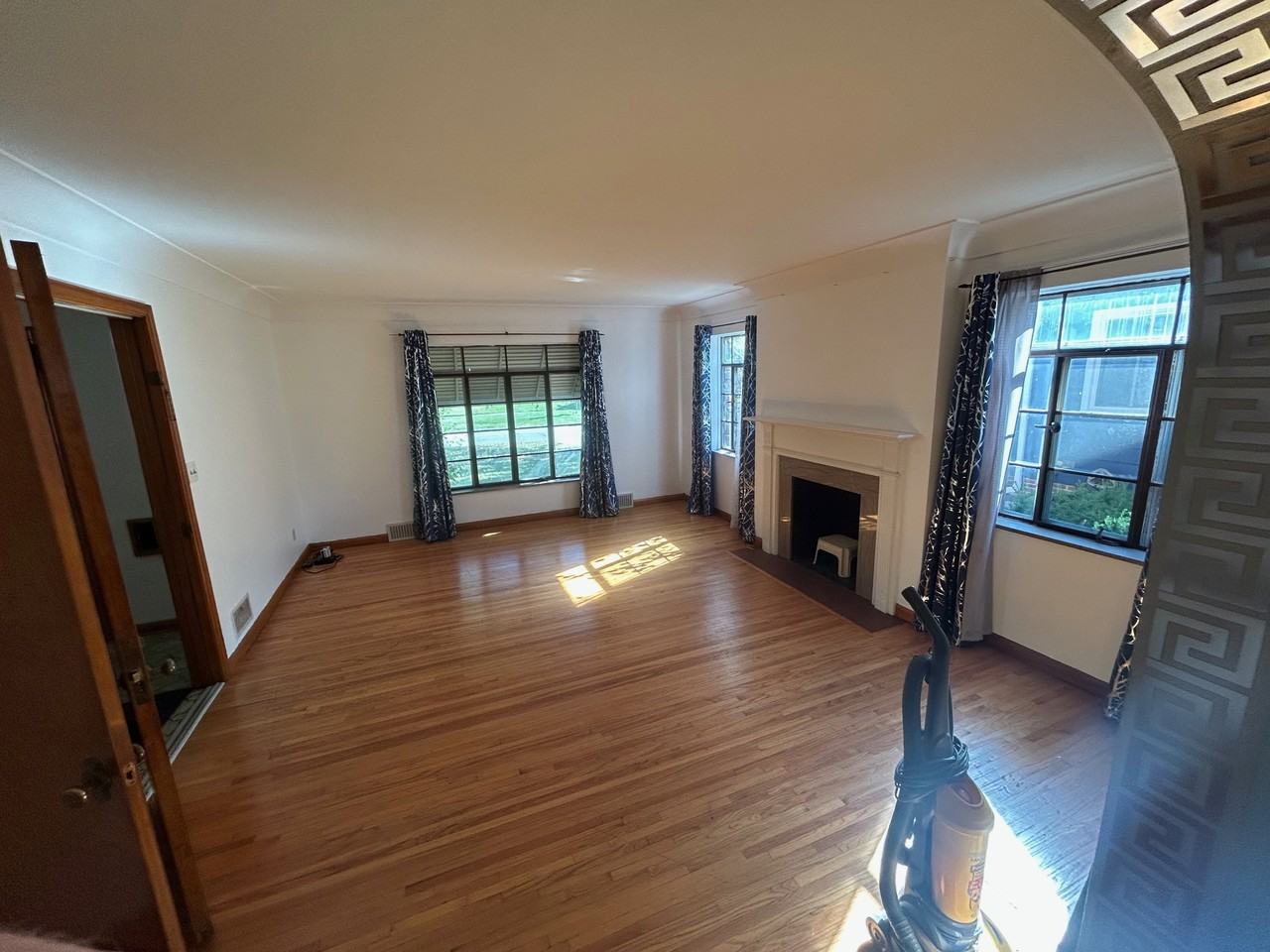 2677 Powhattan Pkwy #2 - Photo 3 of 9