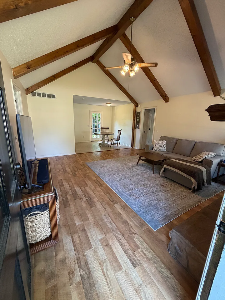 530 Chadford Rd #1 - Photo 2 of 18
