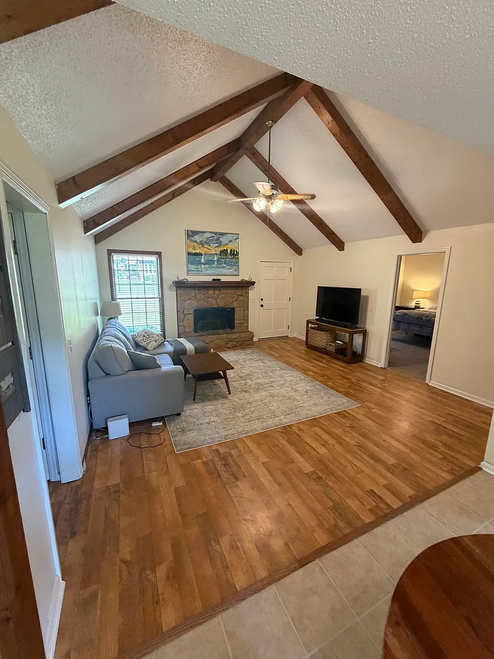 530 Chadford Rd #1 - Photo 4 of 18