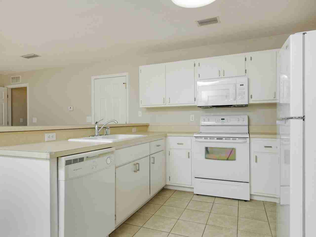 6367 Nw 109th Pl #3 - Photo 6 of 26