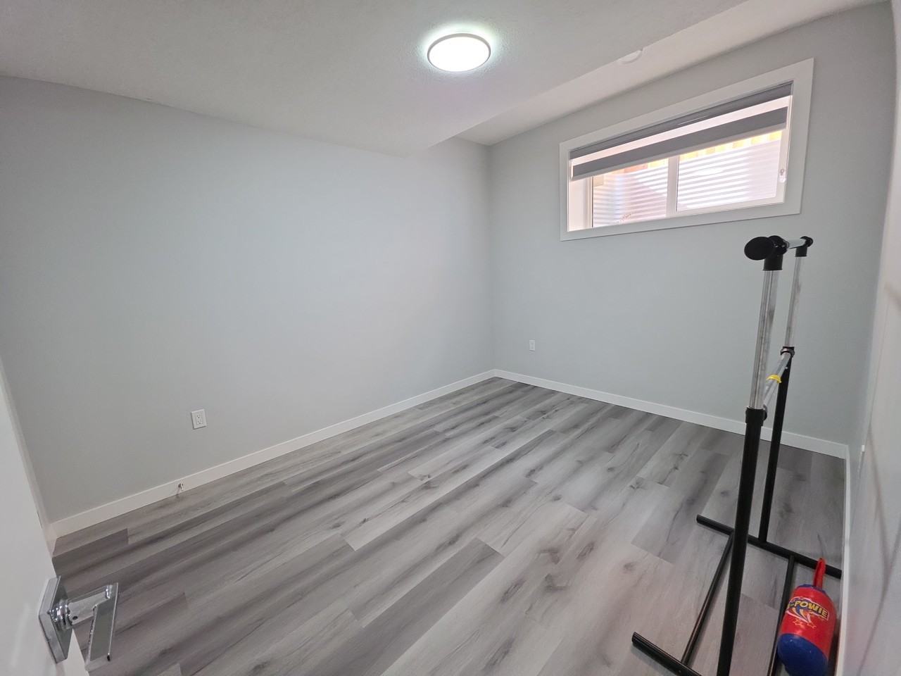 9910 153 St Nw #1 - Photo 2 of 9
