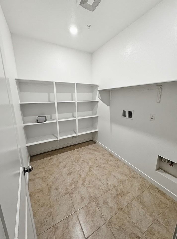 62698 N Crescent St #1 - Photo 4 of 22