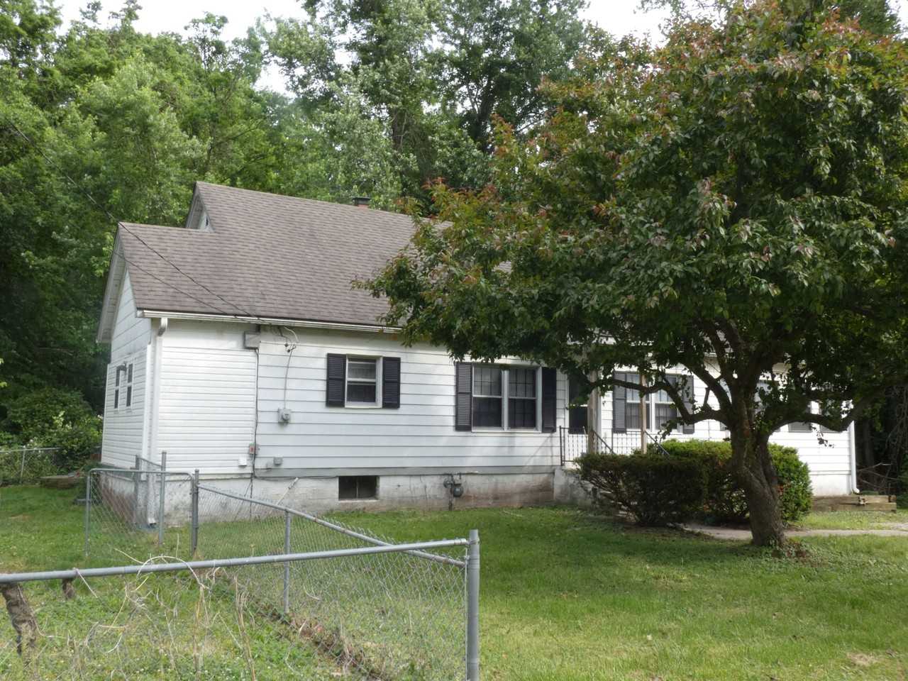 4701 Nw Green Hills Rd