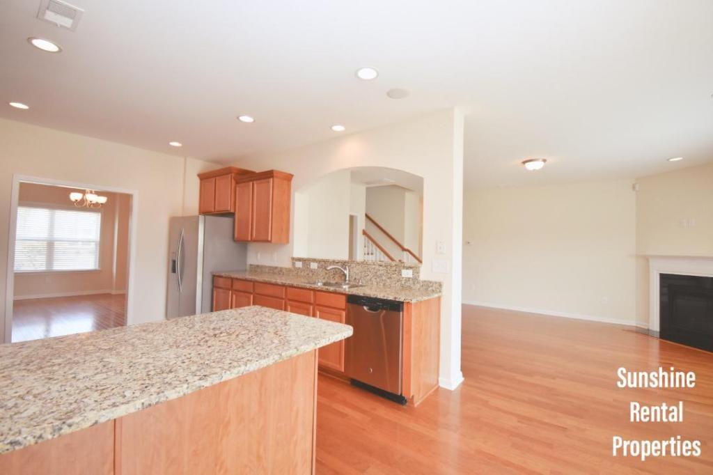 3152 Bramble Glen Dr - Photo 3 of 13