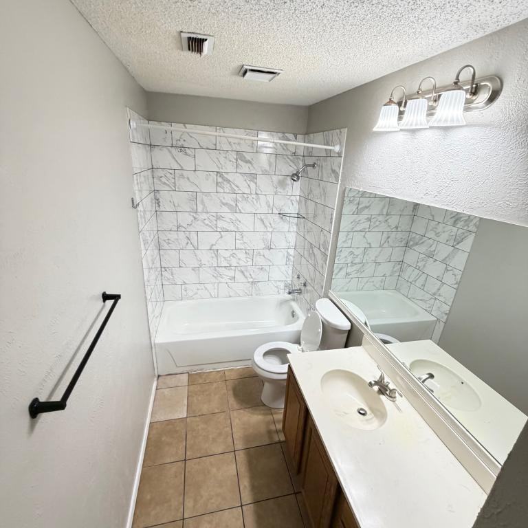 2640 Glenmore Dr - Photo 7 of 14