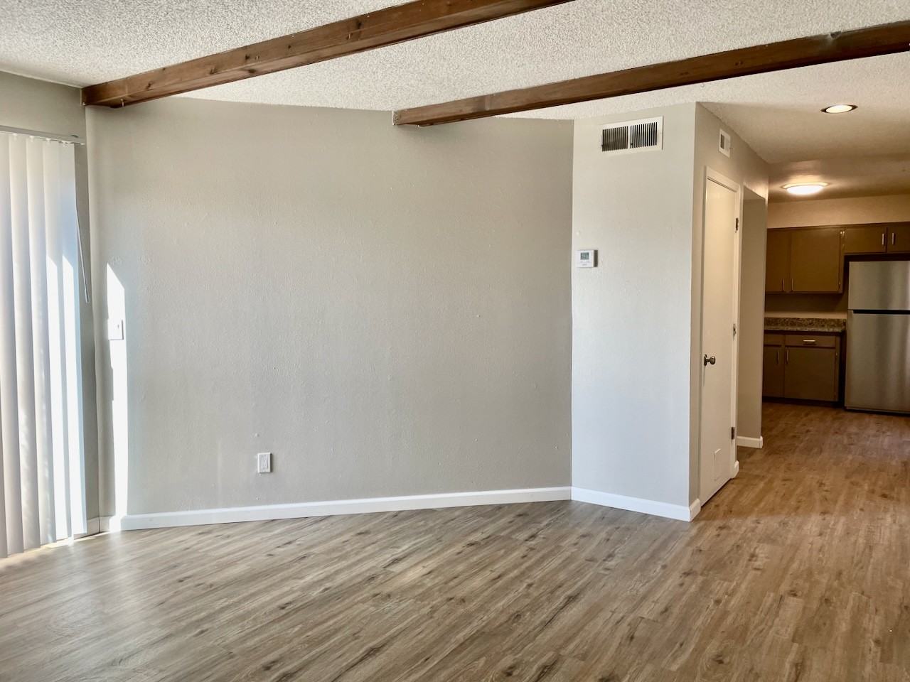 7505 Pennsylvania Lane NEUnit A #A - Photo 3 of 16