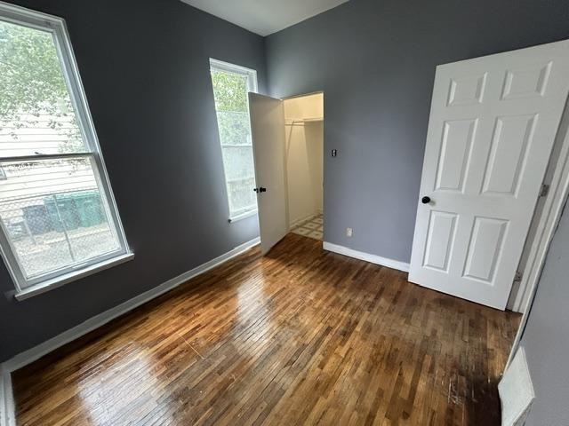 329 Stone St - Photo 2 of 15