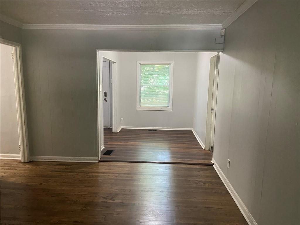 3066 Waters Rd Sw - Photo 2 of 10