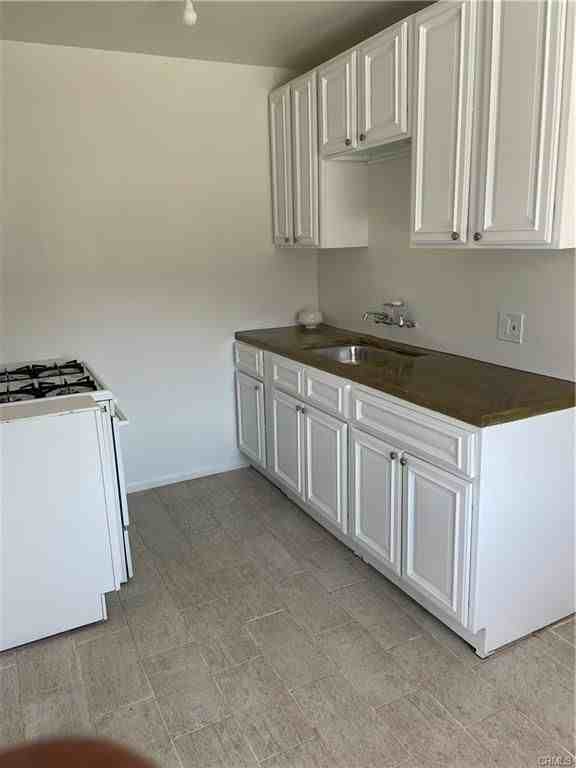 2738 Southern Ave ##B - Photo 4 of 19