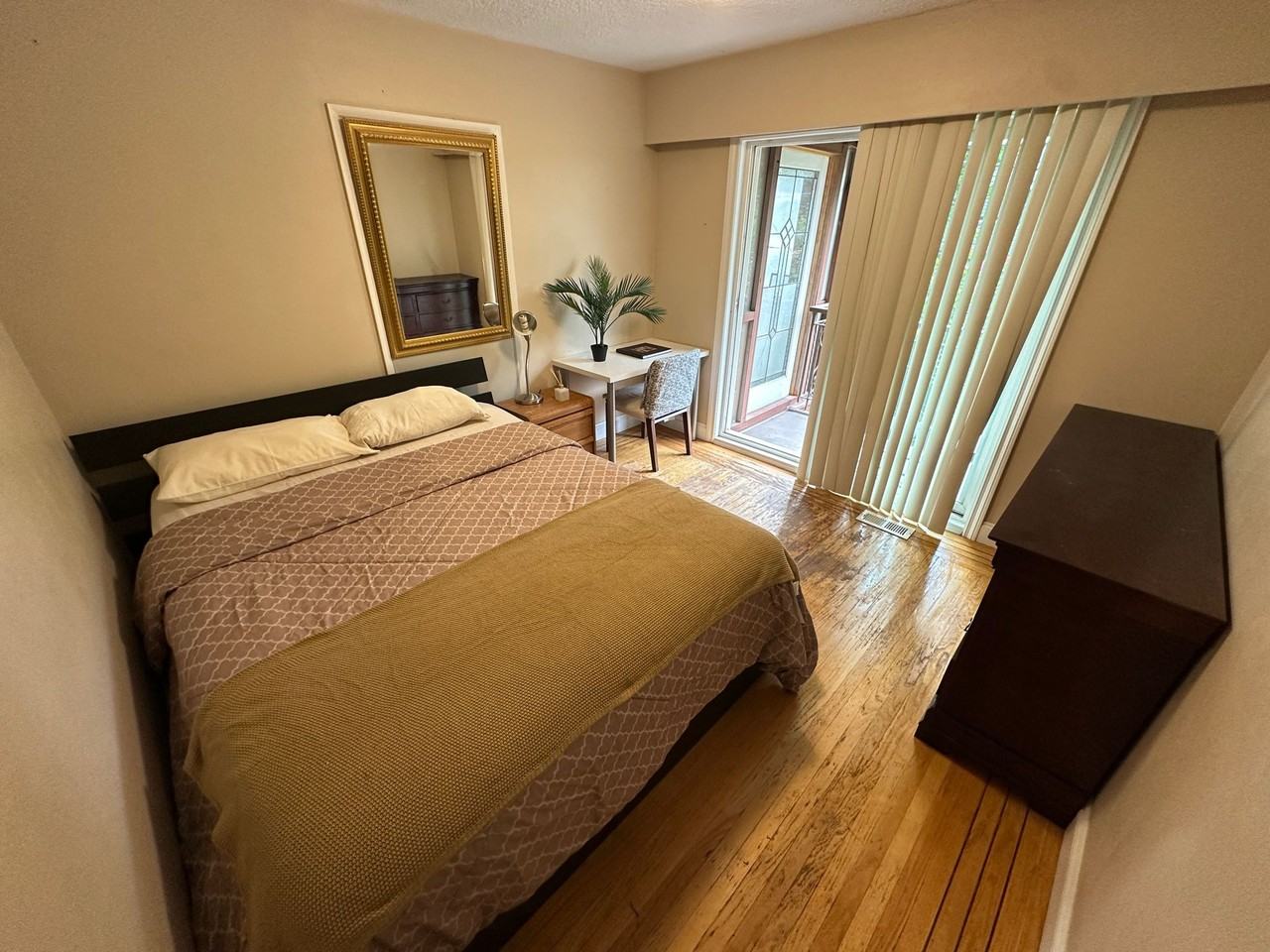 5406 Rugby Street - Photo 7 of 8