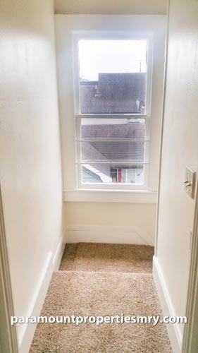 107 19th St #C - Photo 4 of 10
