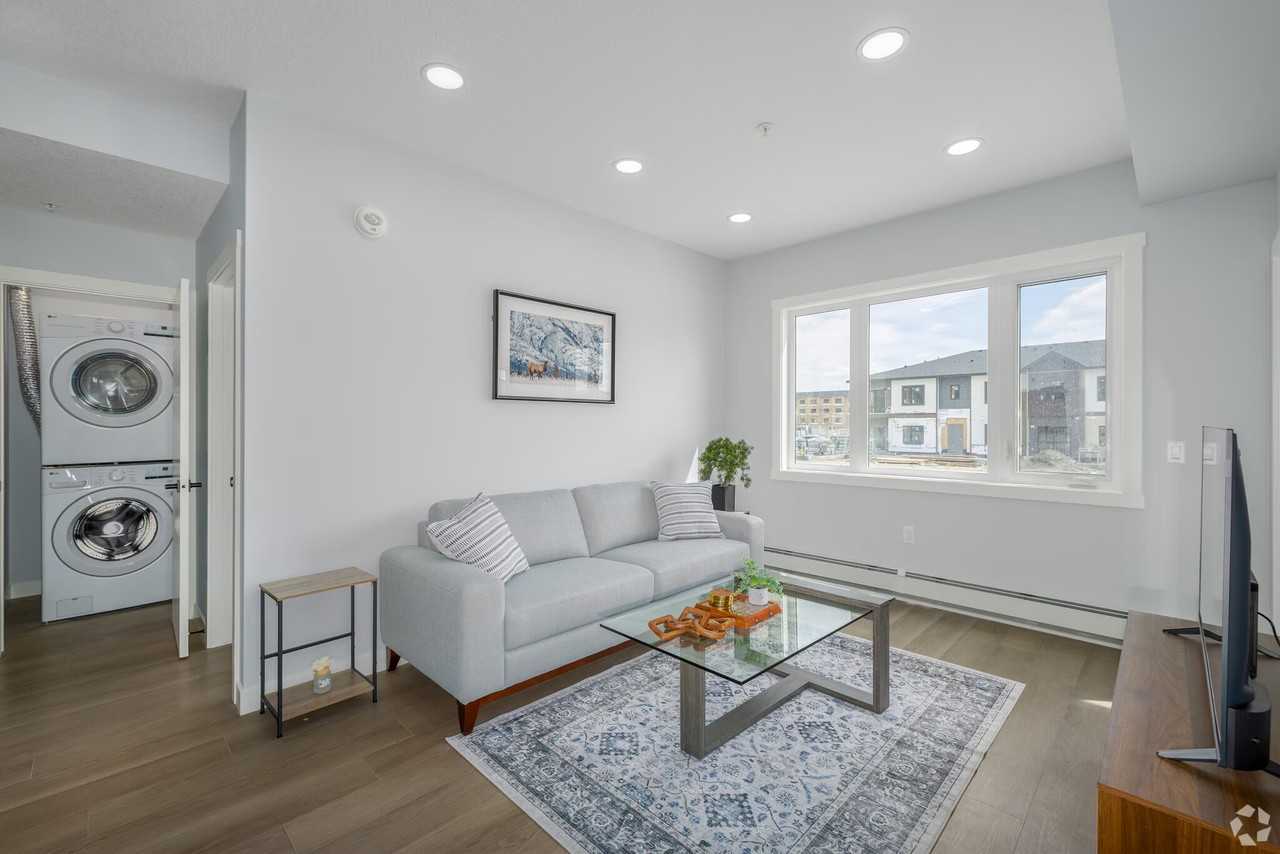 348 Greystone Boulevard - Photo 2 of 13