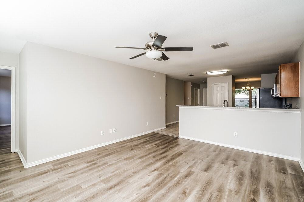 2232 Southway - Photo 3 of 16
