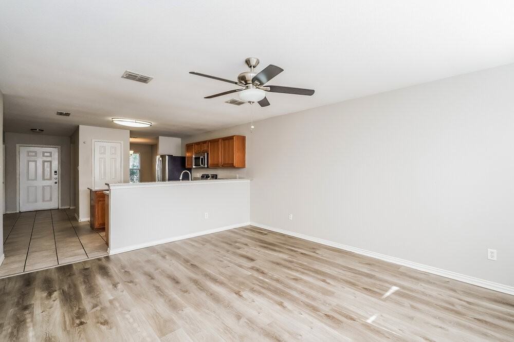 2232 Southway - Photo 4 of 16