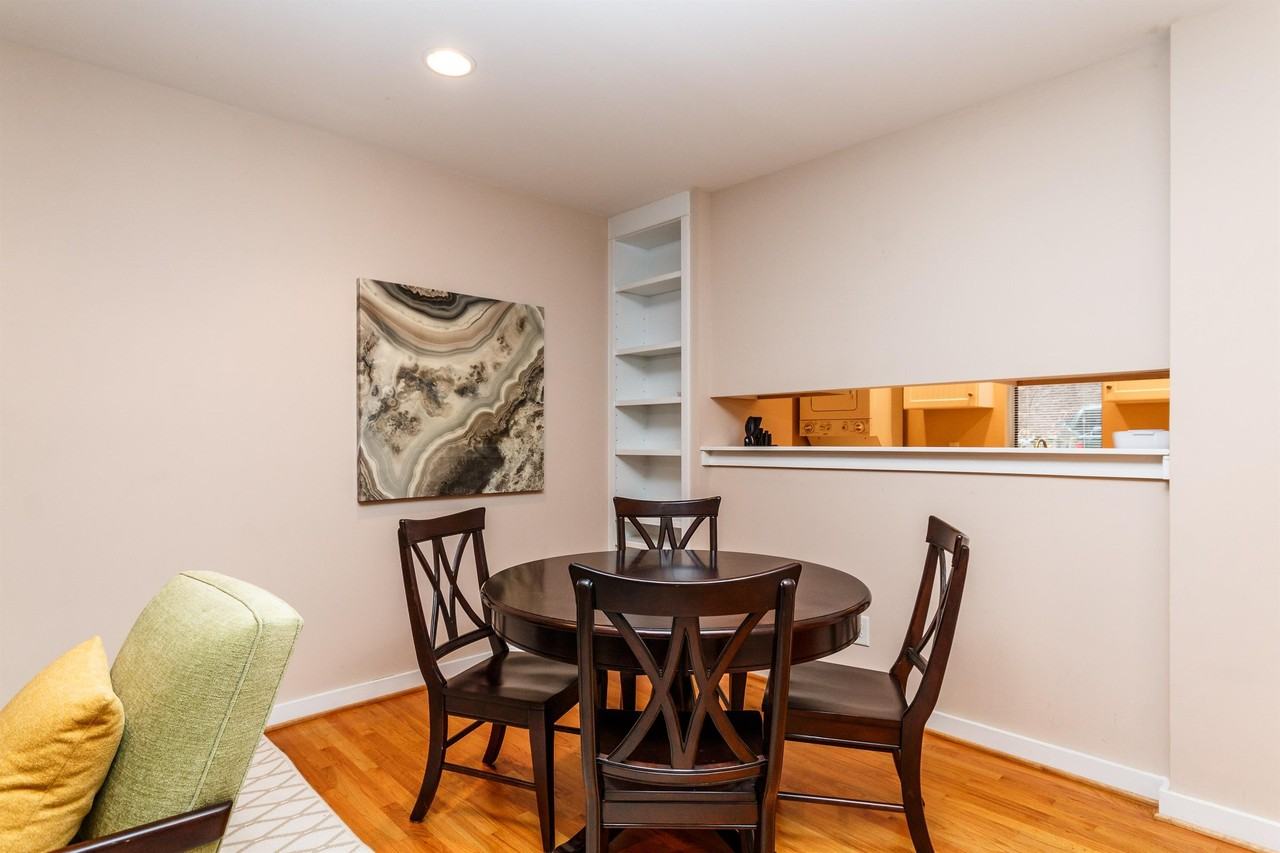 130 E Longview St #1 - Photo 3 of 23